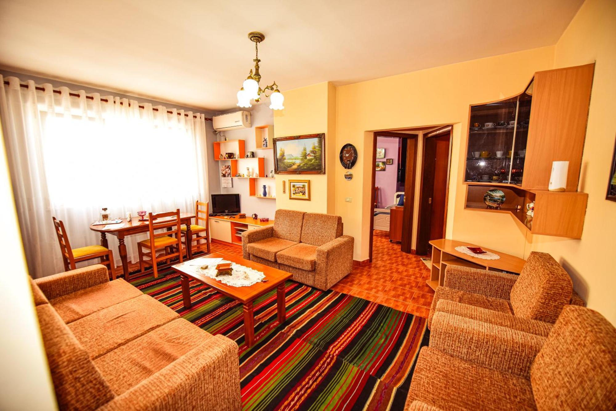 Apartamento Apartamento Del Capitan Shkodër Exterior foto